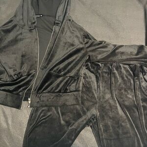 Black 2 piece set Juniors